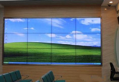 潼关液晶拼接屏的另类用法。